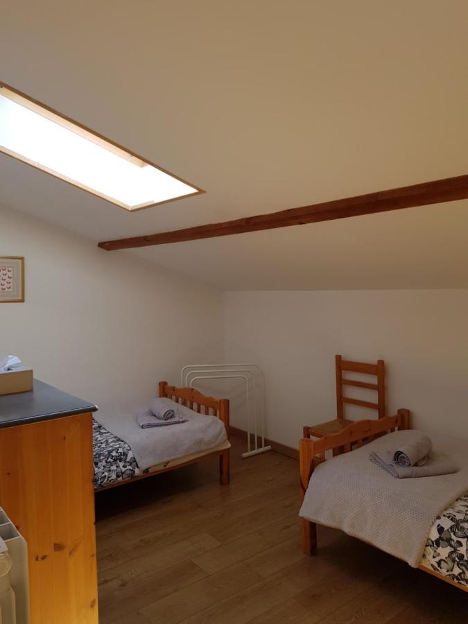 Les Trois Lions Apartment Foix Ngoại thất bức ảnh